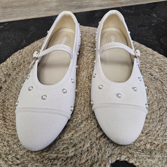 Vivaia Cream Women's Shoes with Studded Pearl Details - Picture 2 of 9
